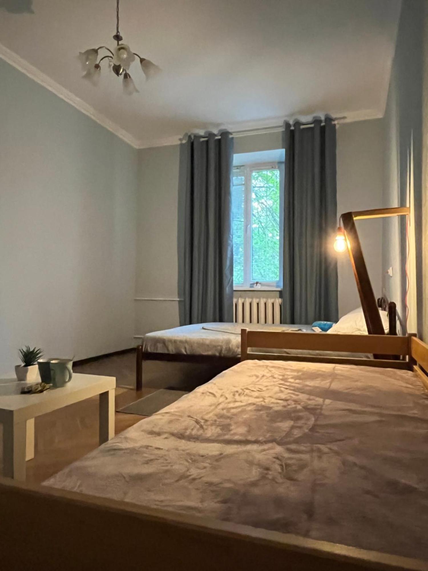 Ararat-Klovskaya Hostel-Apartments Kiev Екстер'єр фото